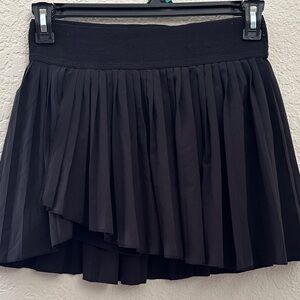 SO Black Pleated Mini Skirt